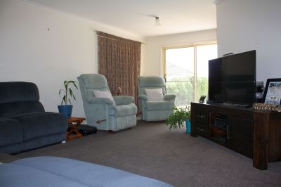 3
 
 
 
  
 
 
 2
 
 
 
  
 
 
 1
 
 
 
 
 
 
 
 125 Alexander Street, Shearwater TAS 7307, Shearwater - Thumbnail 7