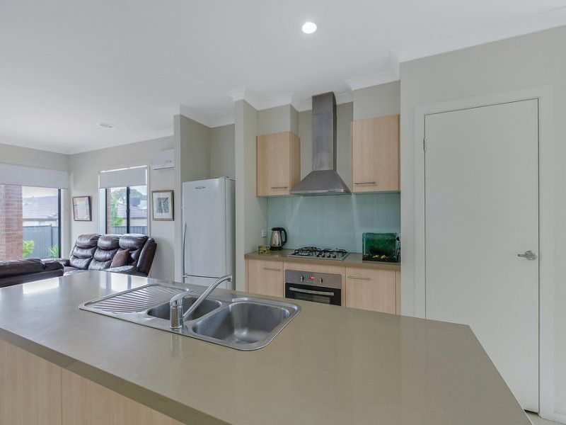 6 Pearson Road MERNDA, Mernda - Thumbnail 5