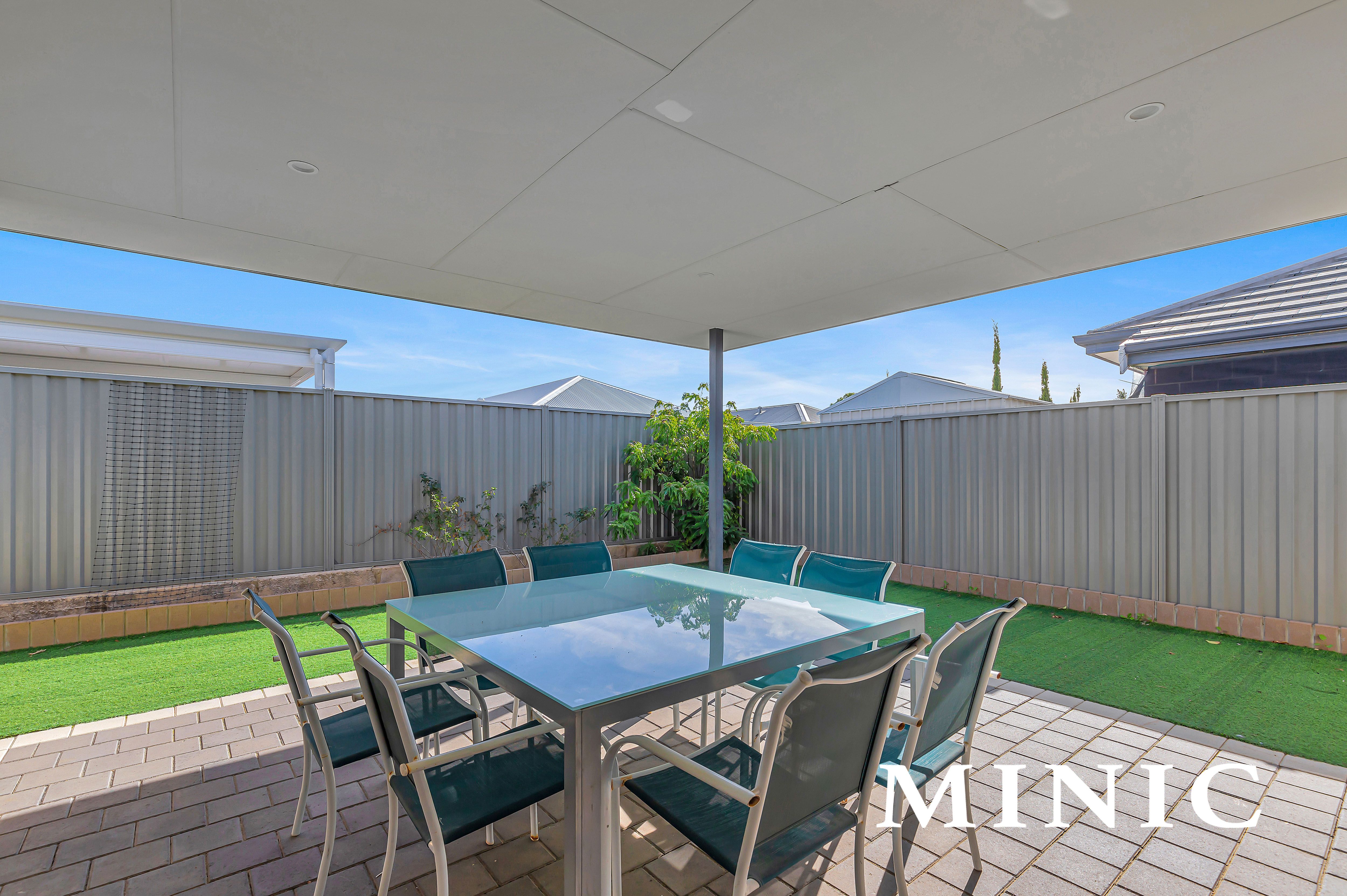 18 Wonnich Street, Byford