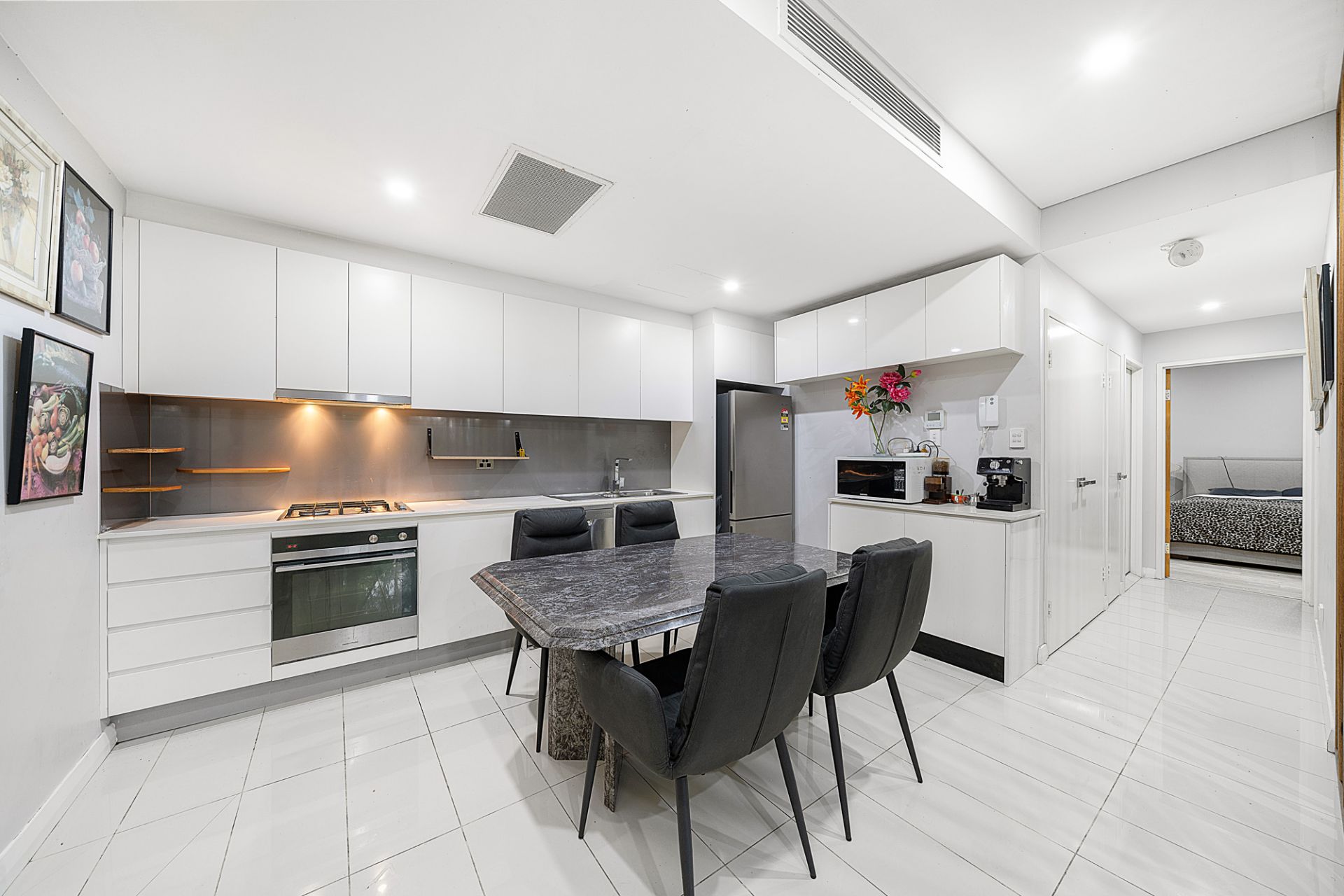 107/28-32 Smallwood Avenue, Homebush, Homebush - Thumbnail 4