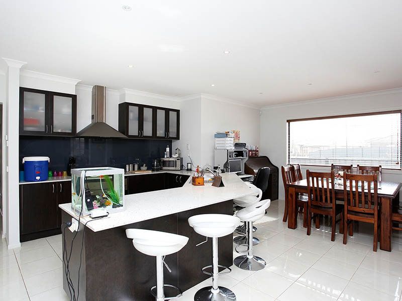 8 Rothesay Avenue, Derrimut - Thumbnail 3