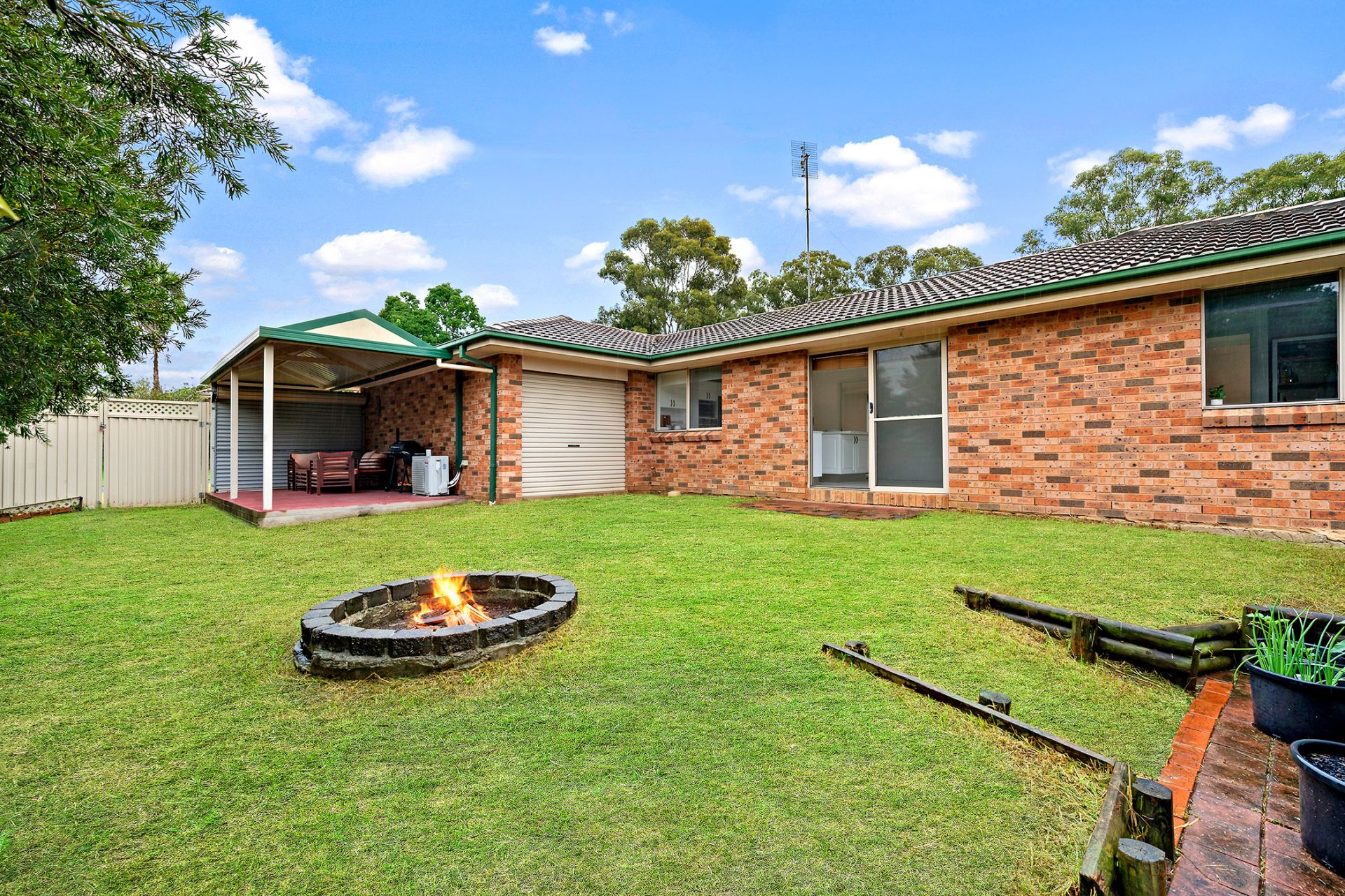 Real Estate For Sale 3 Steamer Place Currans Hill , NSW