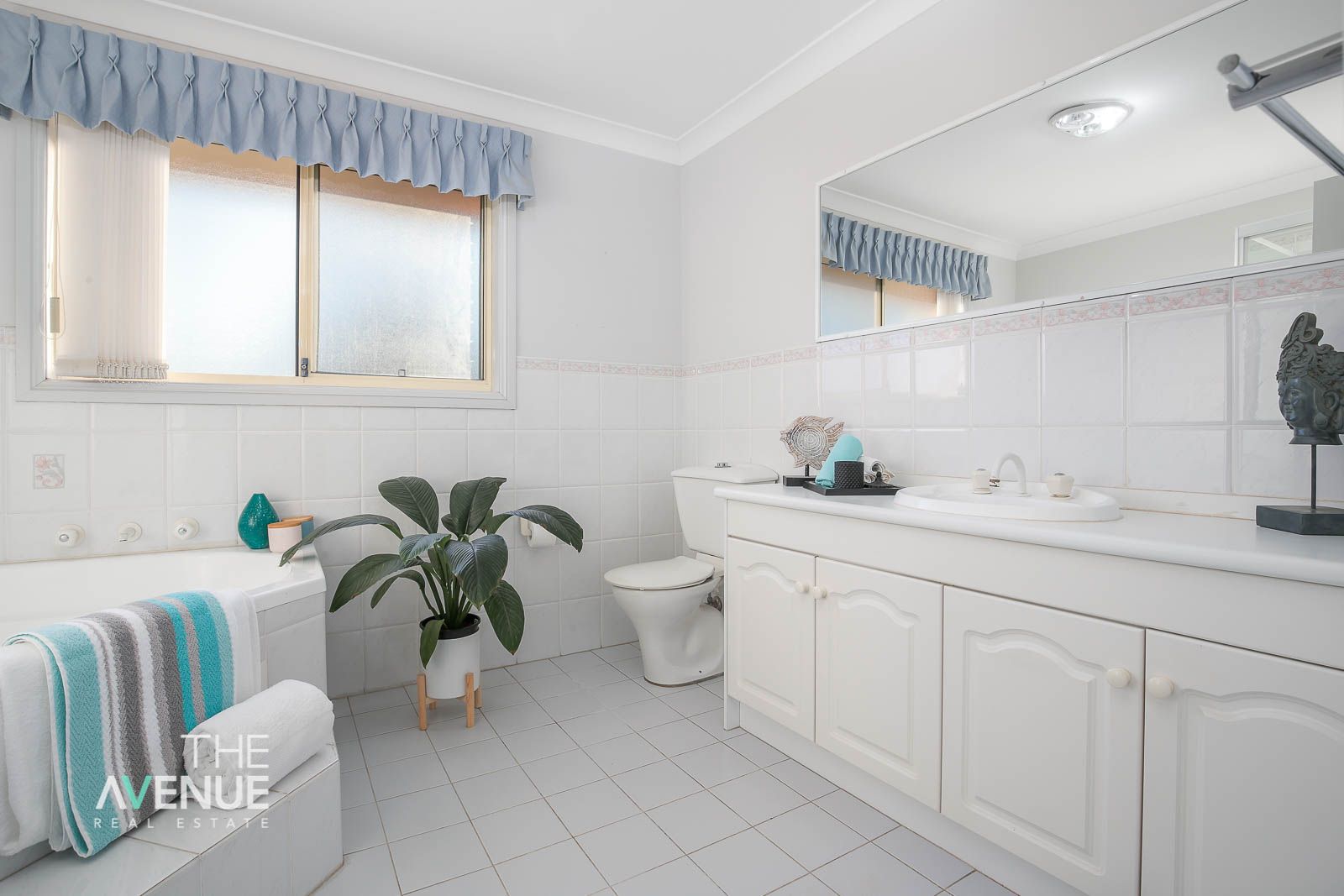 Real Estate For Sale 1 Balintore Drive Castle Hill , NSW