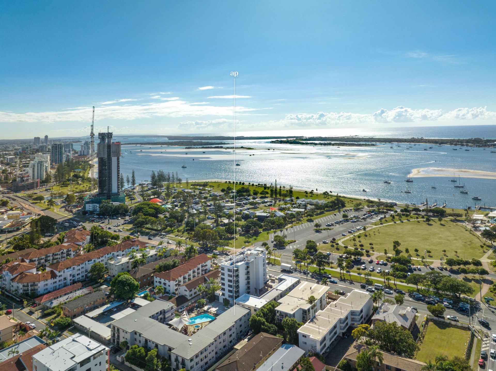 109/132 Marine Parade, Southport - Thumbnail 2