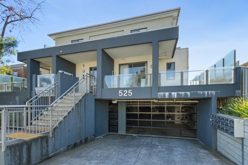 G07/525 Whitehorse Road, Surrey Hills