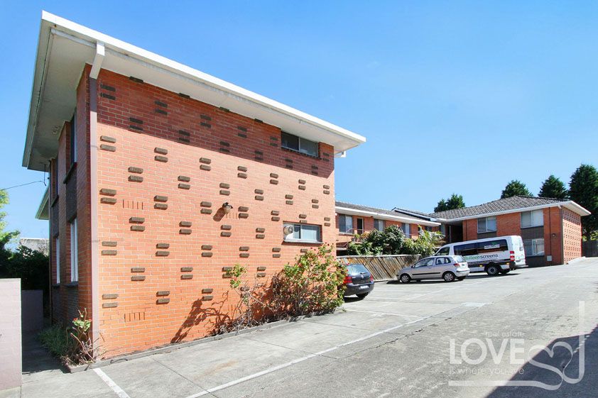 Affordable Spacious Apartment in Great Location