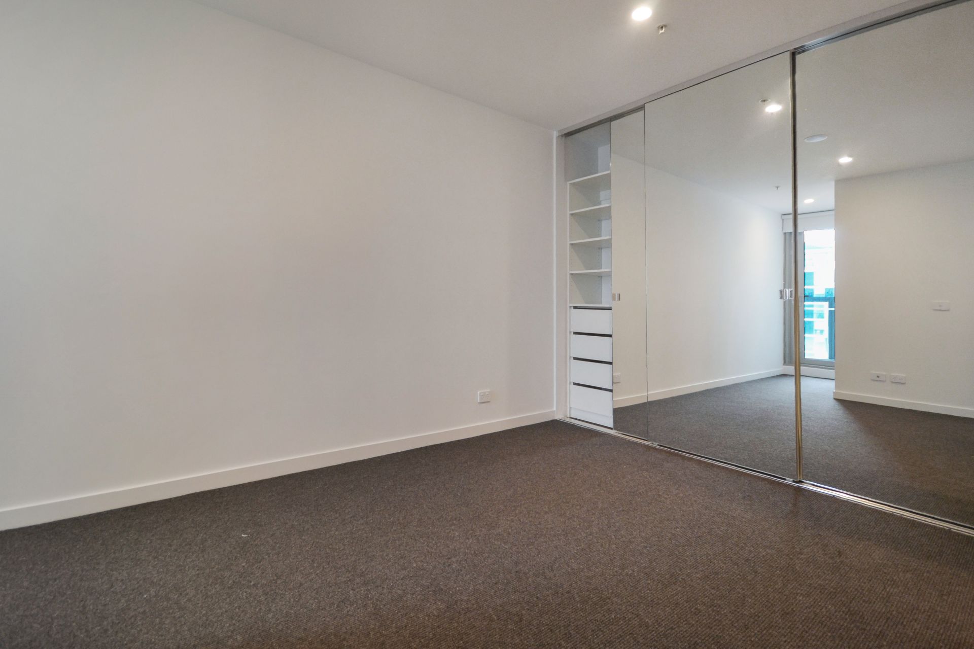 PREMIUM APARTMENT LIVING