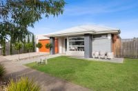 32 Lowtide Drive, Torquay VIC, Torquay - Image 1