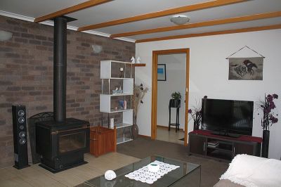 3
 
 
 
  
 
 
 2
 
 
 
  
 
 
 1
 
 
 
 
 
 
 
 36 Club Drive, Shearwater TAS 7307, Shearwater - Thumbnail 5