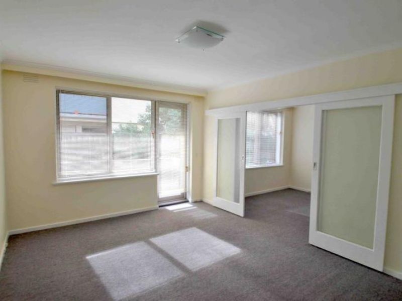 2/7 Dickens Street, Elwood - Thumbnail 7