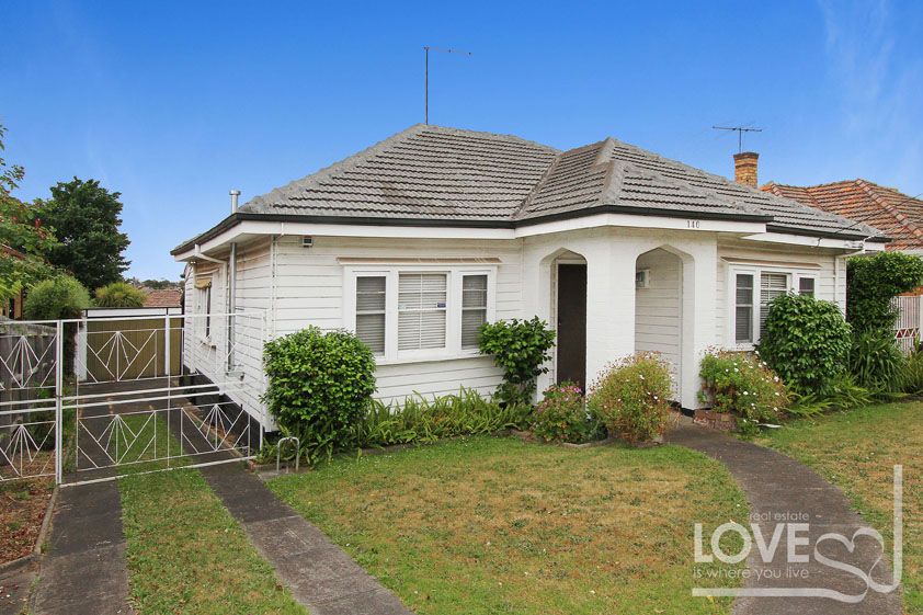 PERFECTLY LOCATED THREE BEDROOM HOME
