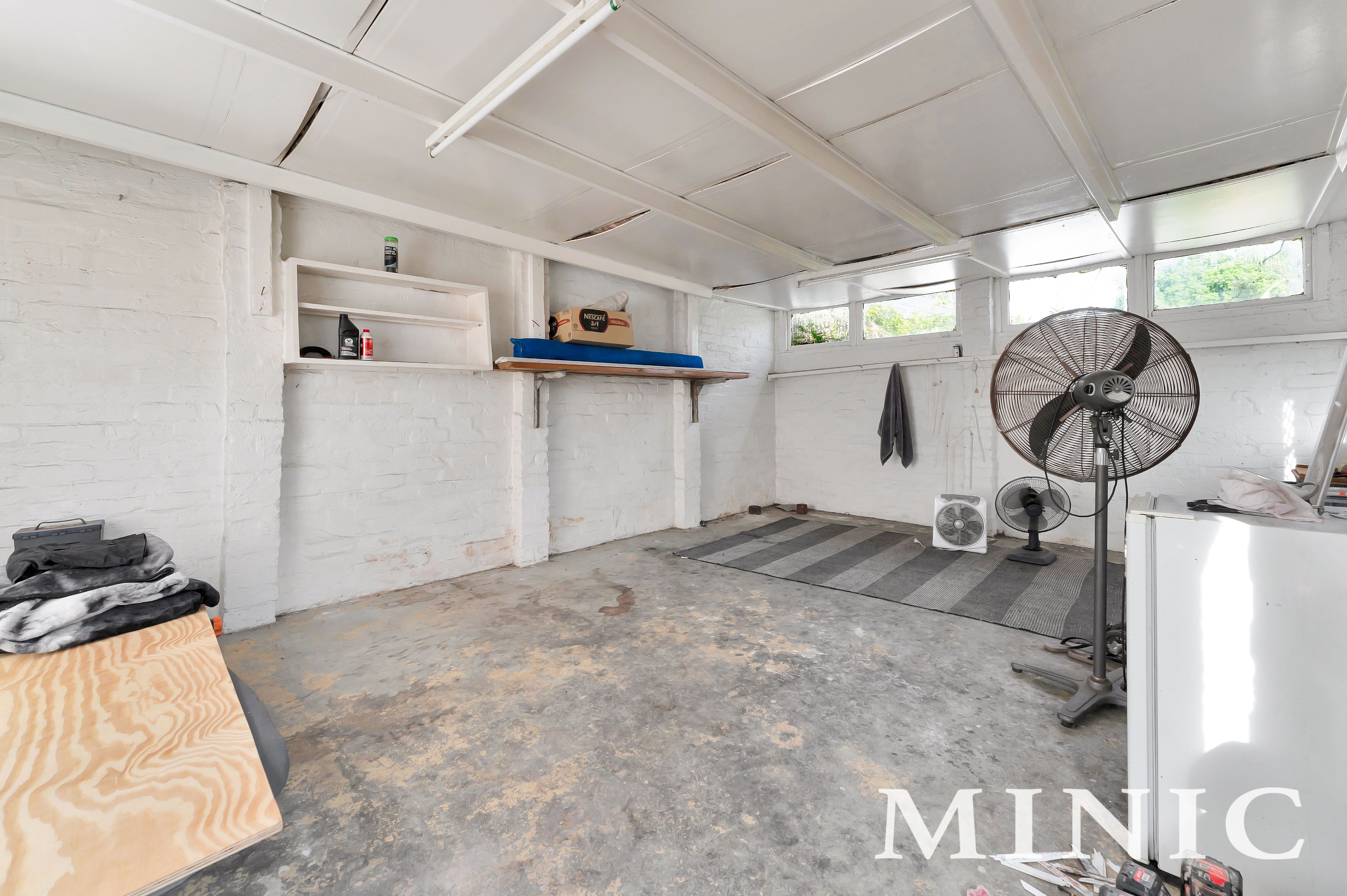 33 Hartfield Street, Queens Park