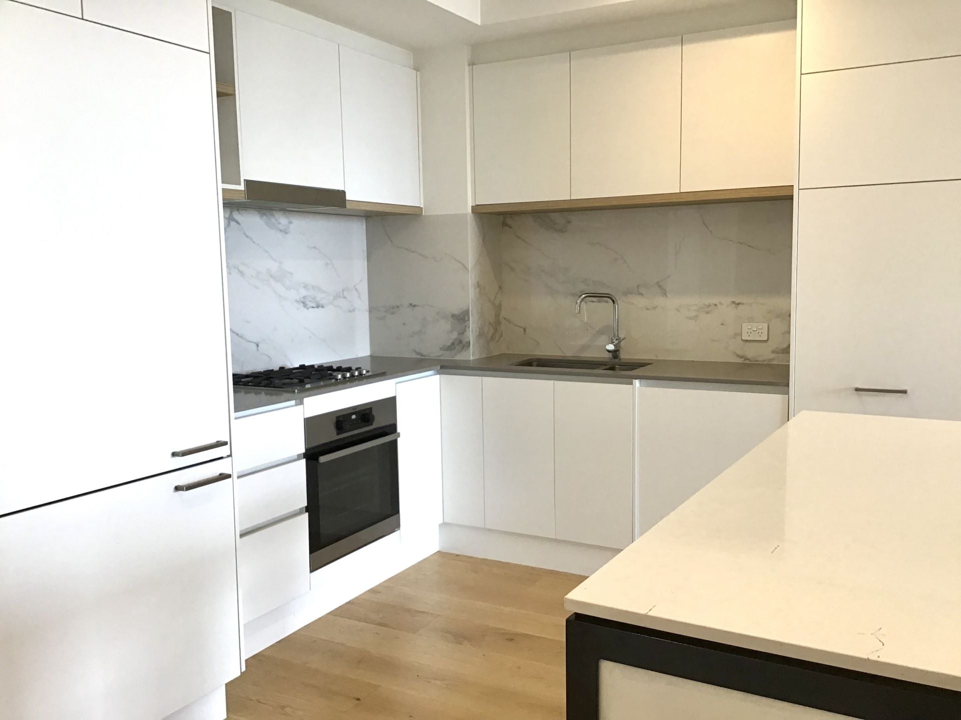 Luxury Apartment - THE NEWBURY