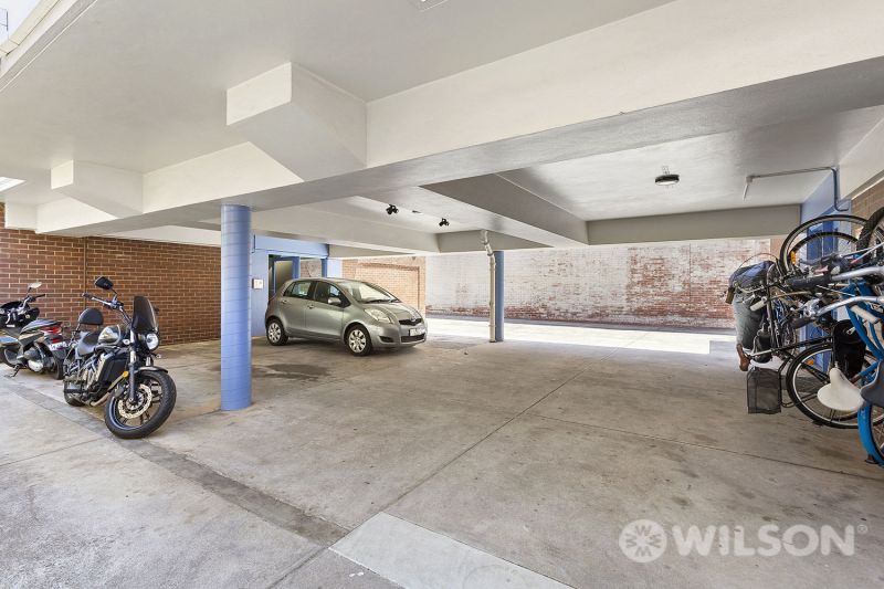 4/206 Canterbury Road, St Kilda West