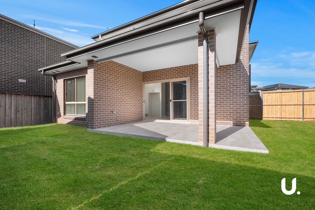 Gables 4 Sandstone Street