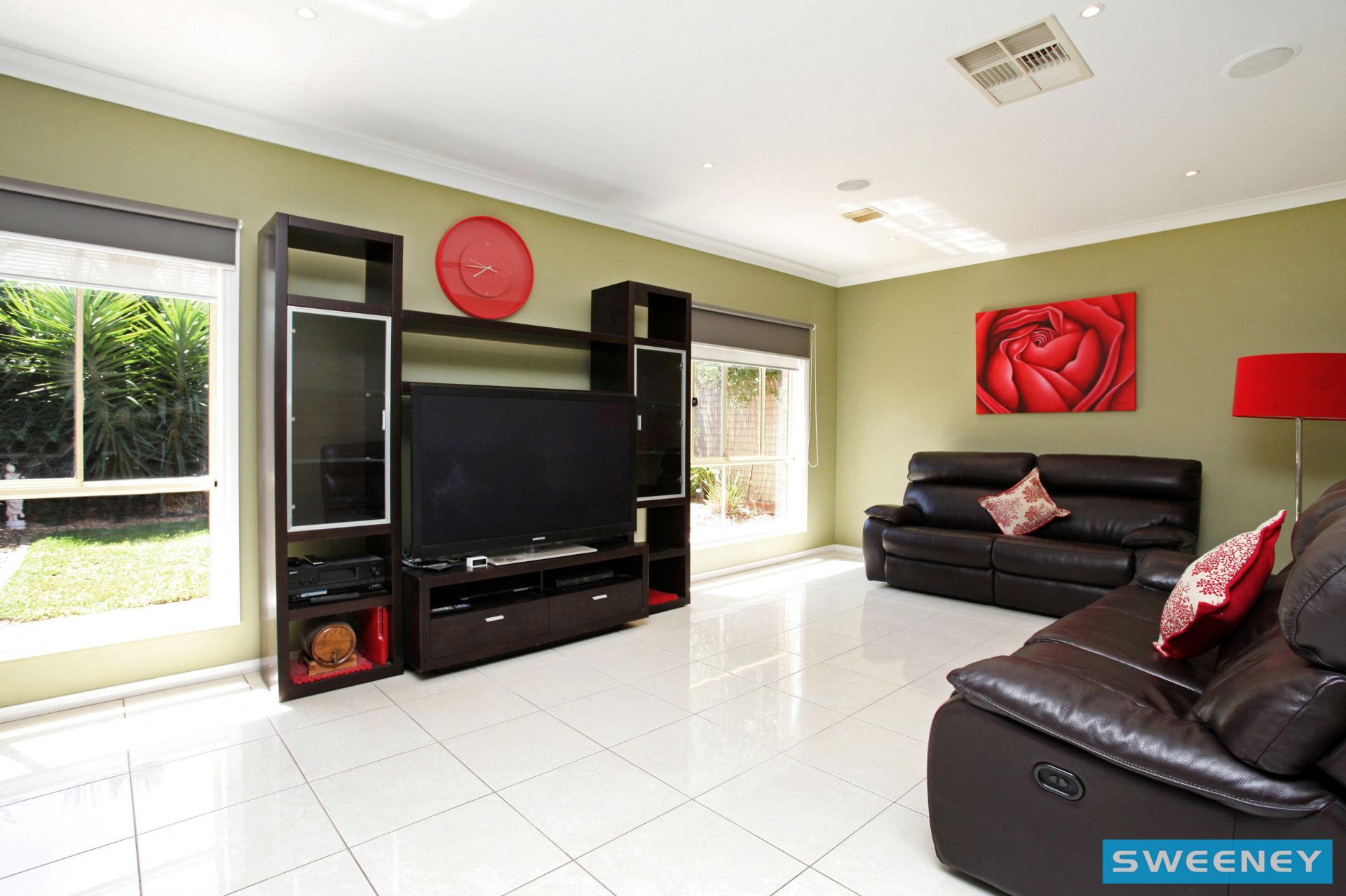 16 Hascombe Drive, Caroline Springs - Thumbnail 6