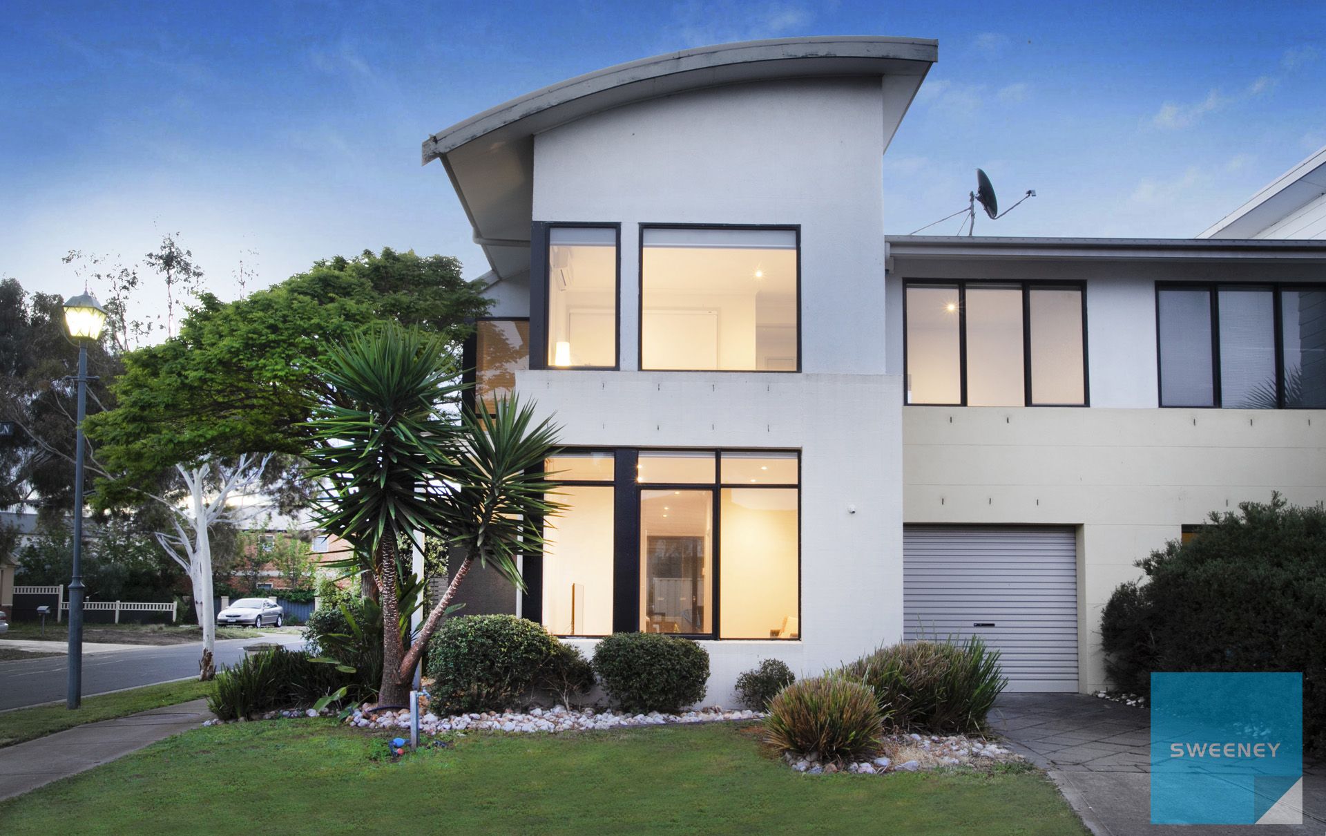 1 Marino Lane, Caroline Springs - Thumbnail 2