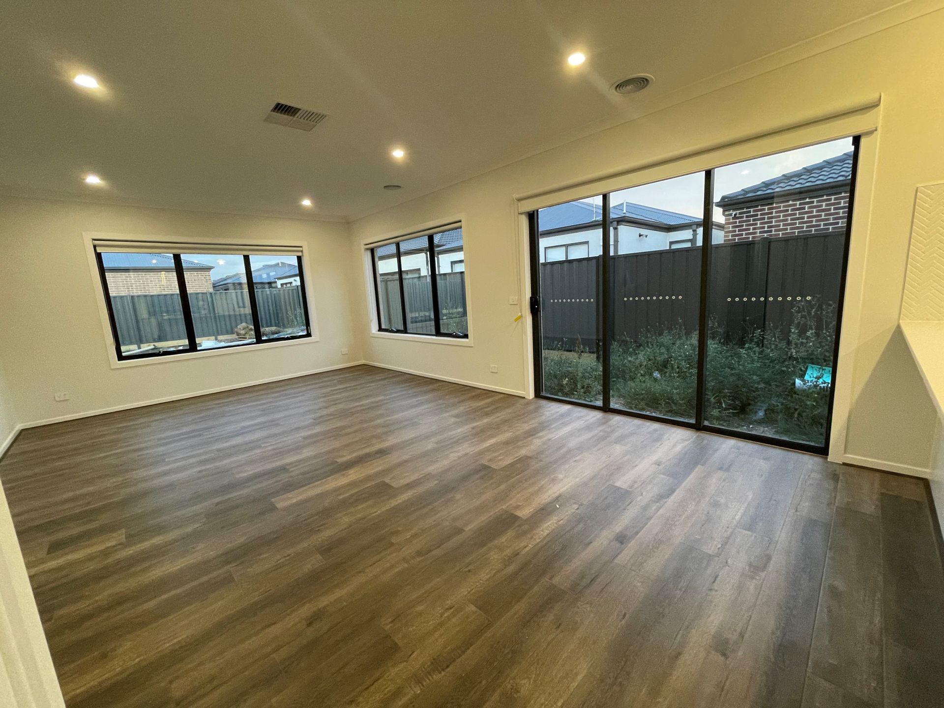 BEAUTIFULLY DESIGNED FOUR BEDROOM FAMILY HOME, PERFECT FOR FAMILIES!