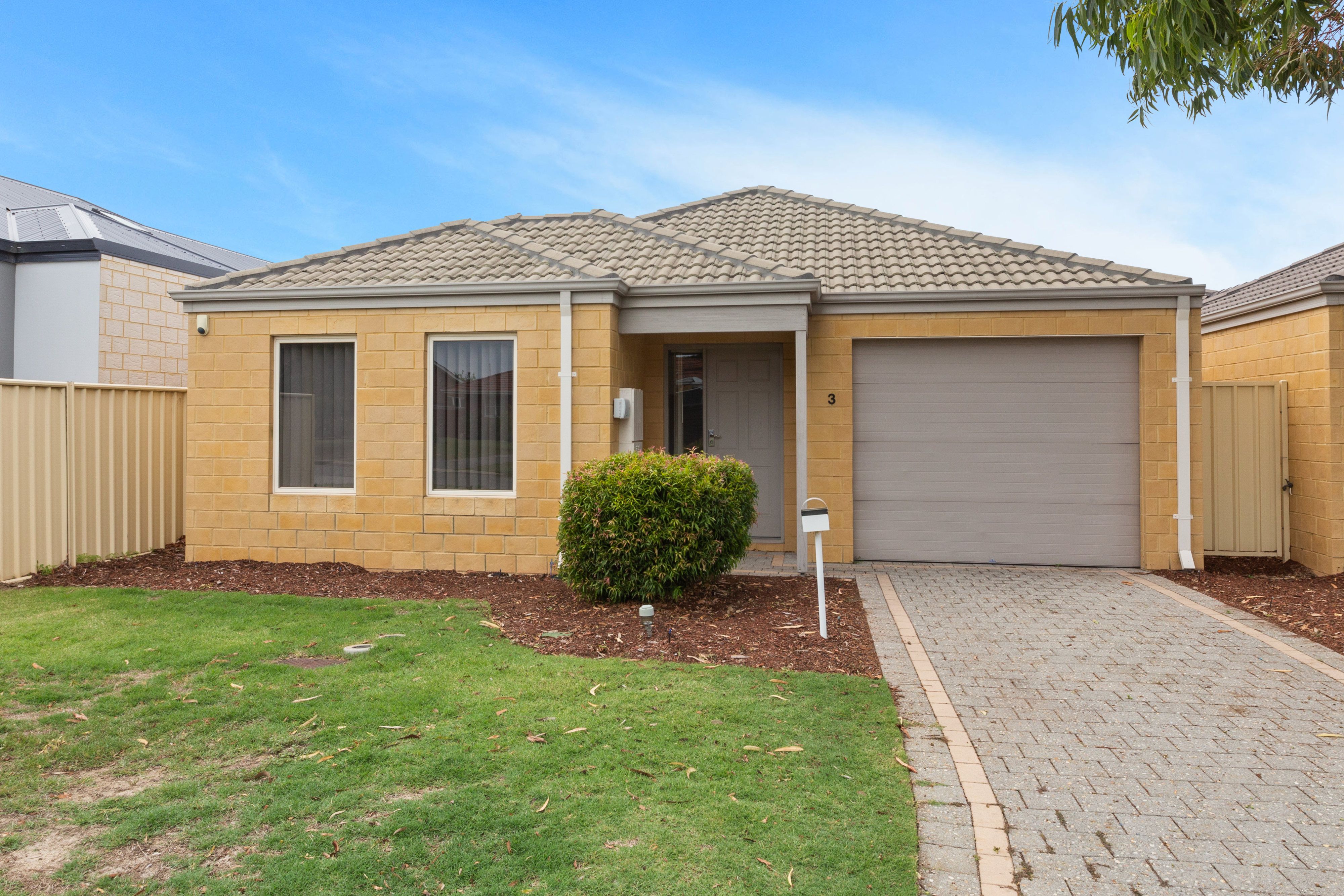 Real Estate For Sale 3/4 Hopkinson Way Wilson , WA