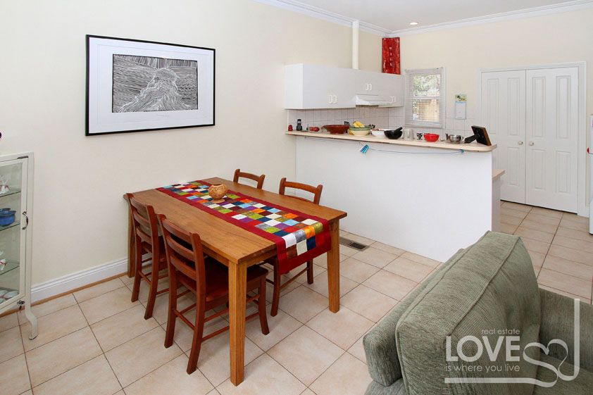 Cute Thornbury Retreat!