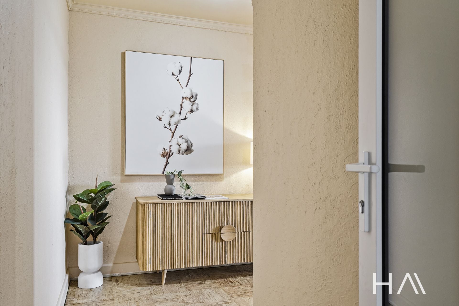3/8 Binney Court Sandy Bay, Sandy Bay - Thumbnail 4