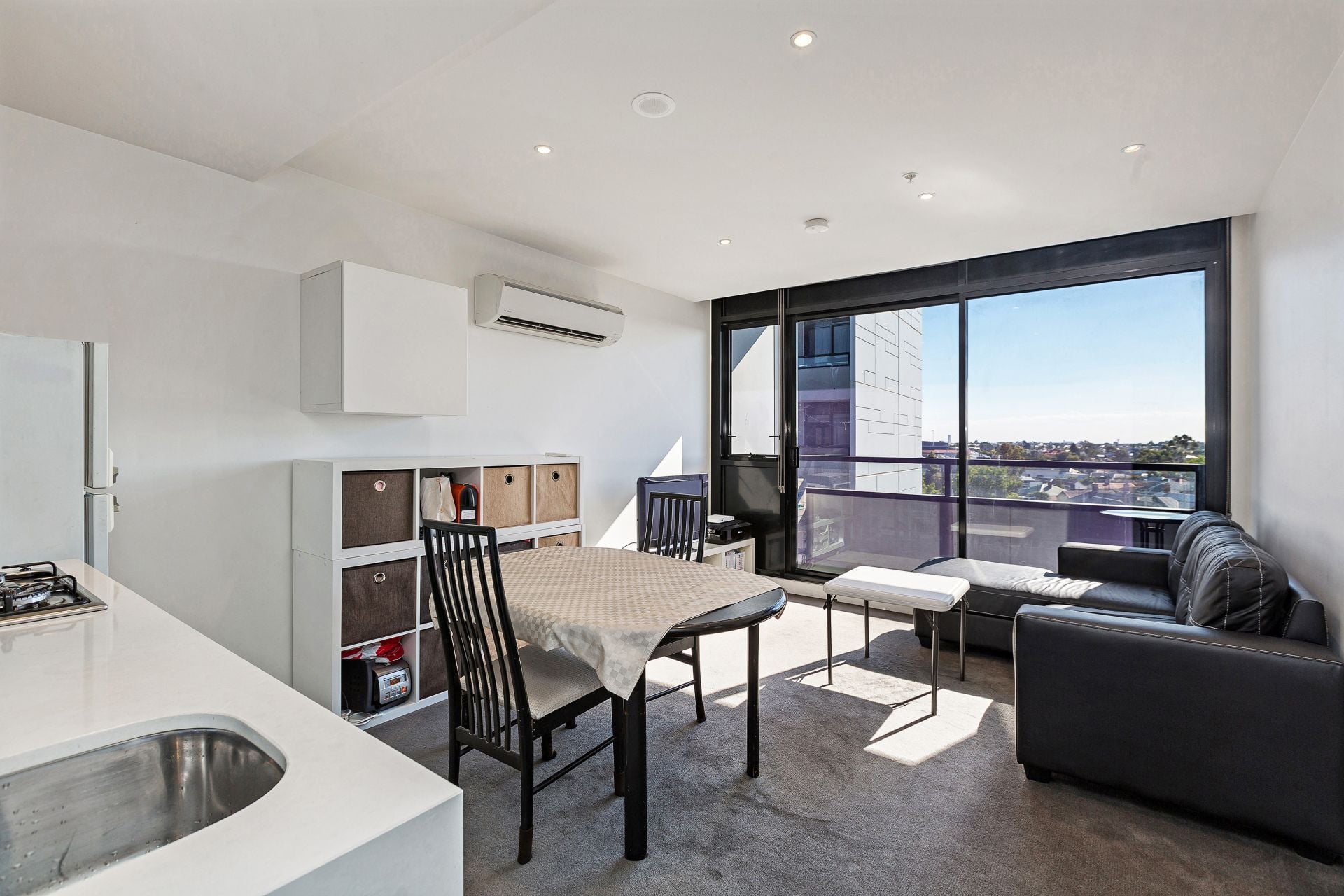 505B/2 Dennis Street, Footscray - Thumbnail 3