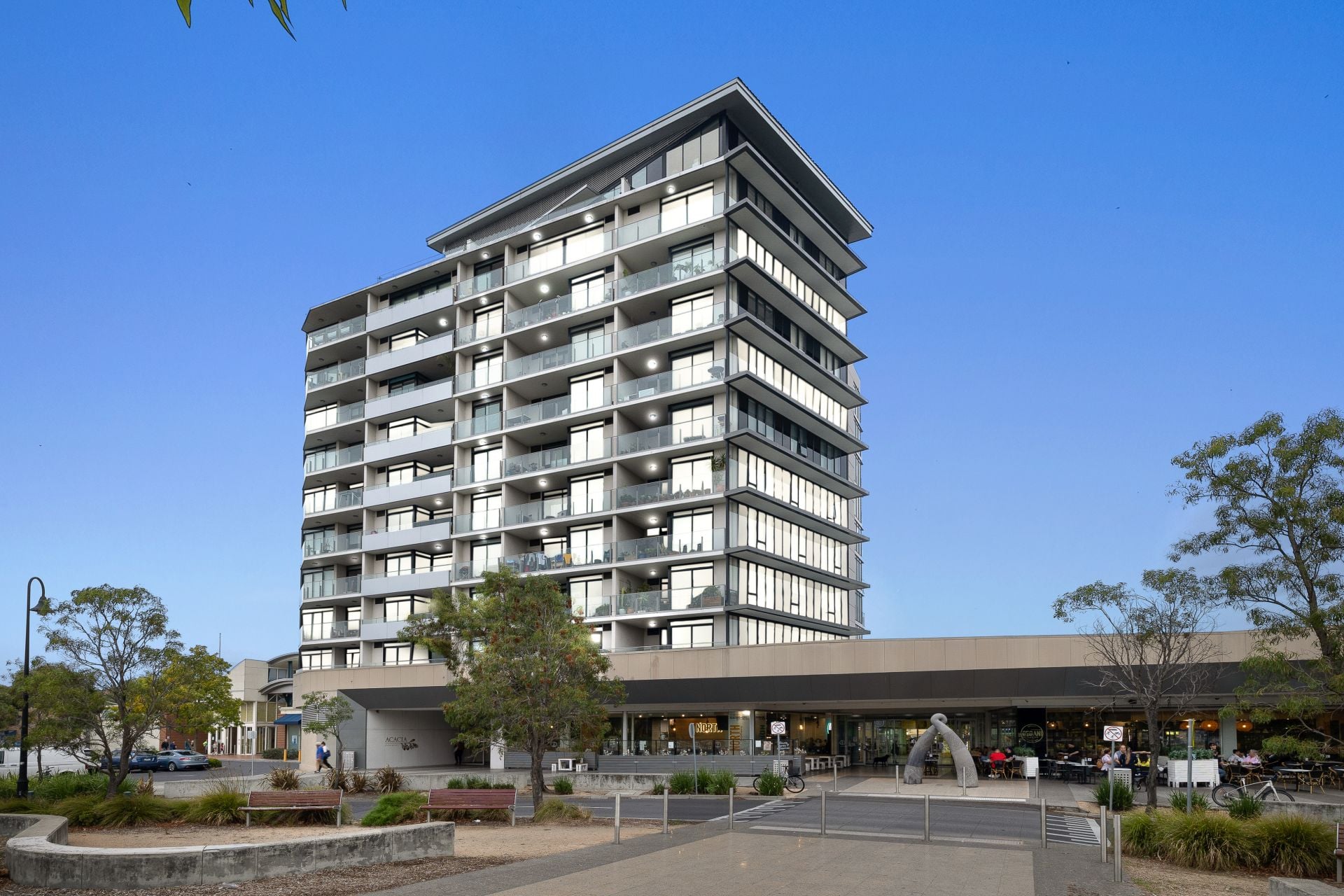607/8 Breavington Way, Northcote - Thumbnail 2