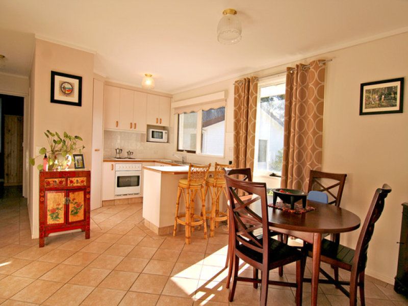 5 Themeda Place, Rivett - Thumbnail 4