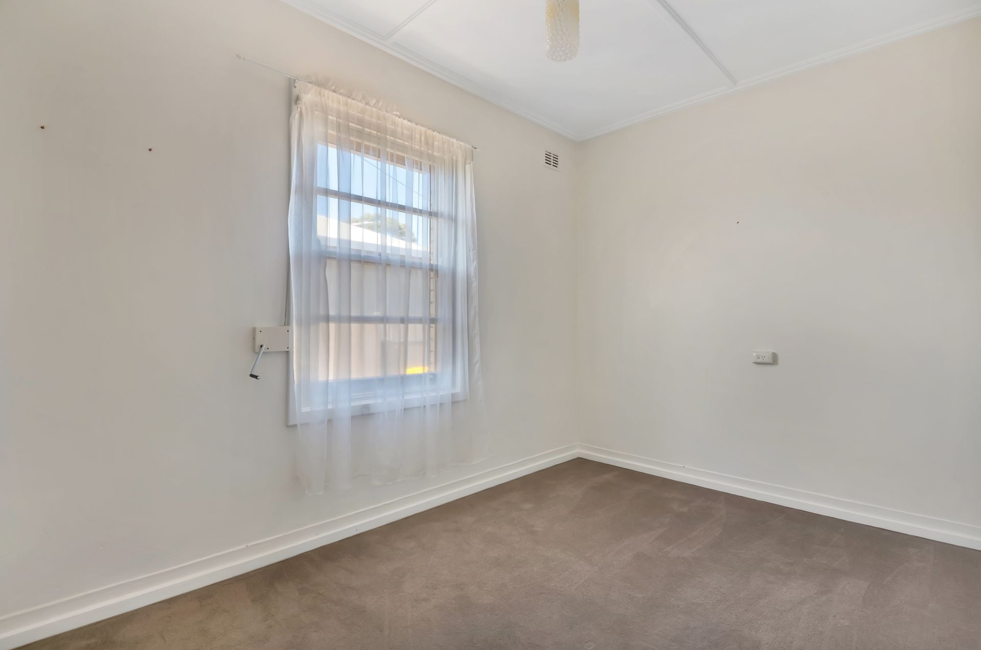 6 Bell Street, Pennington - Thumbnail 8