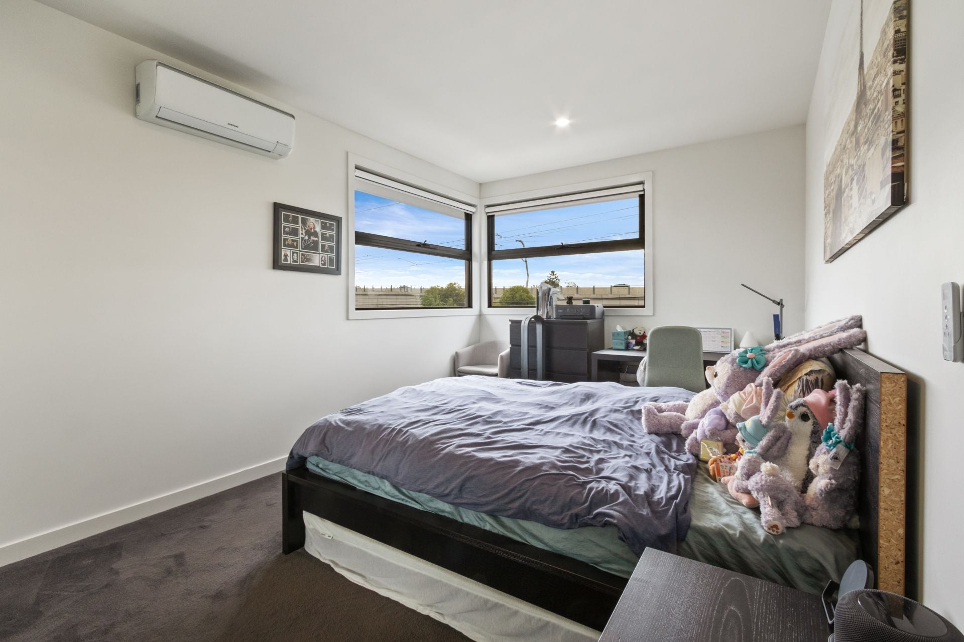 Modern 3-Bedroom Townhouse - Your Perfect Low-Maintenance Lifestyle