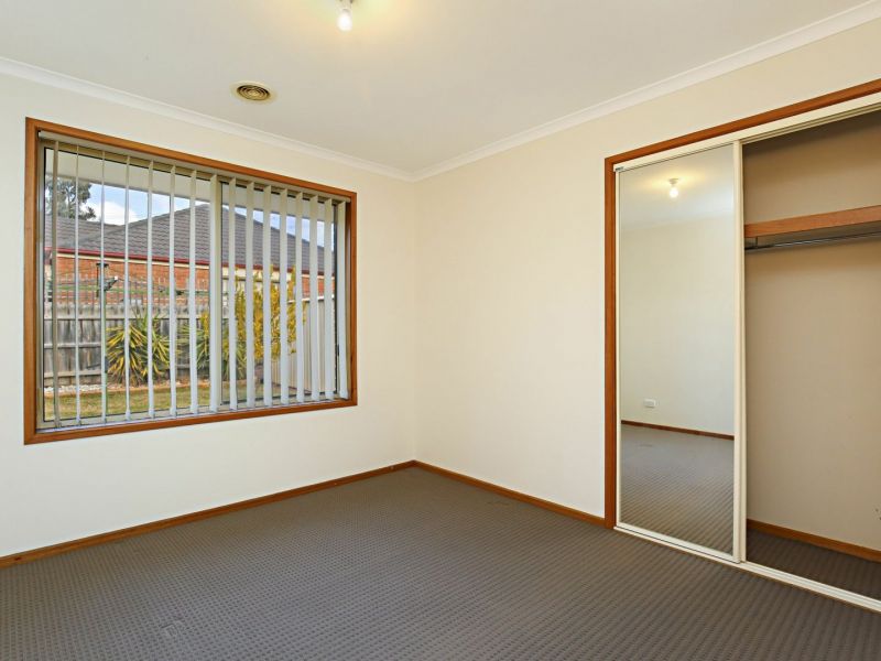 5 Avion Rise, South Morang