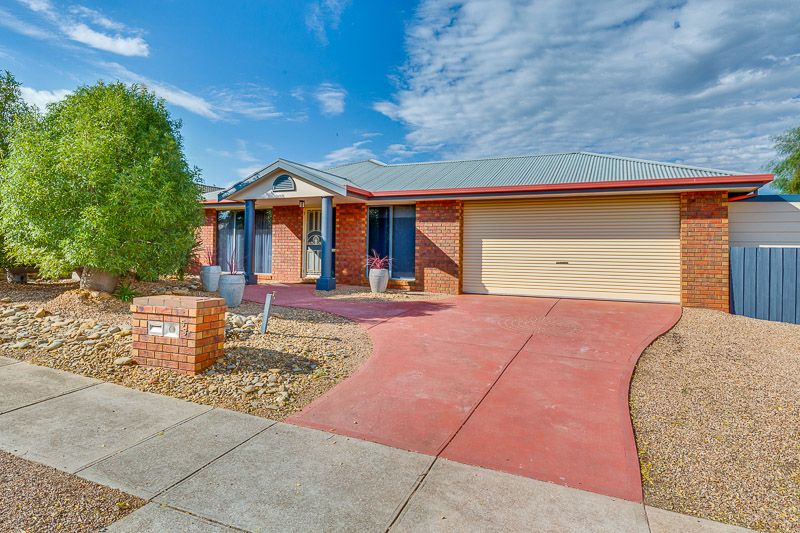 55 Clifton Drive, Bacchus Marsh - Thumbnail 2