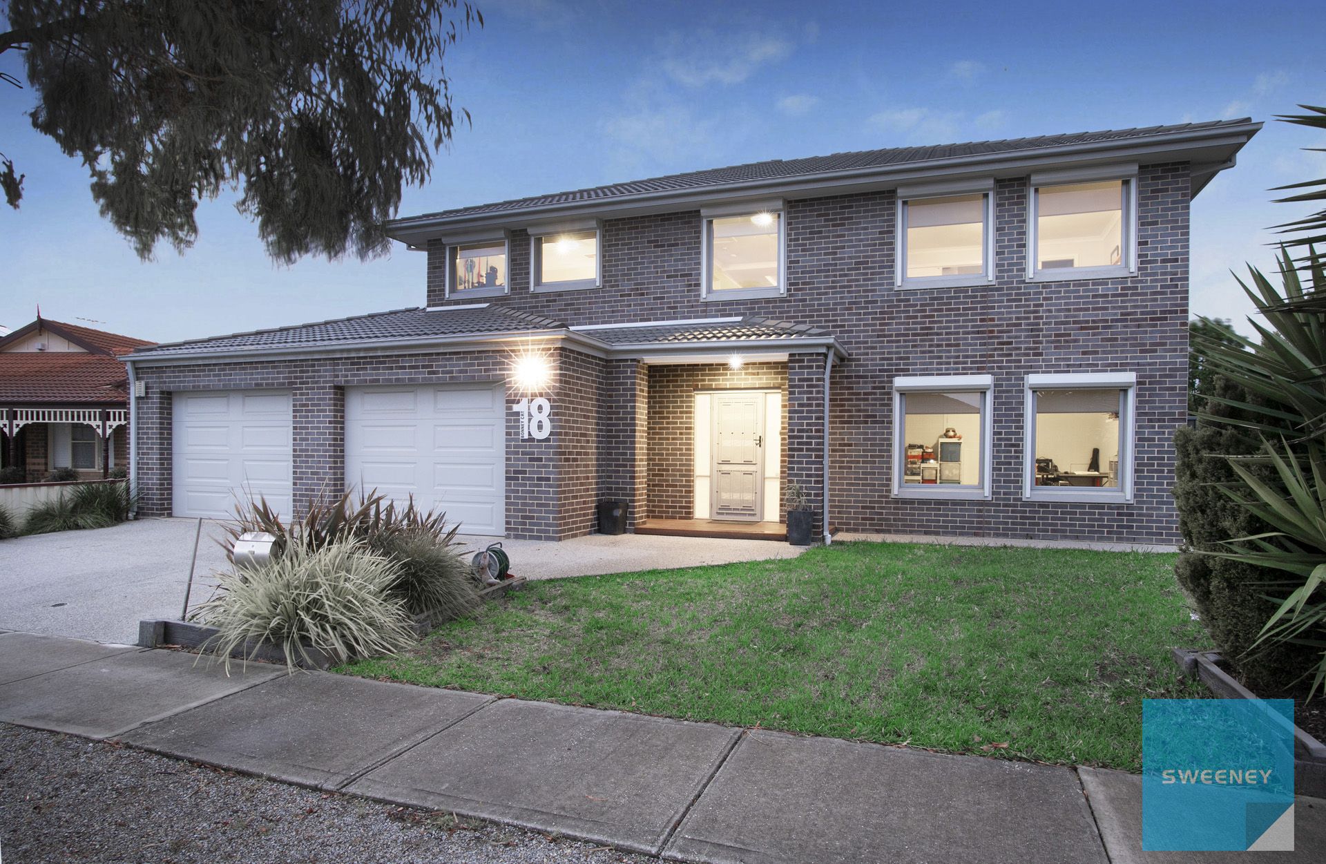 18 Bonney Court, Taylors Hill - Thumbnail 2