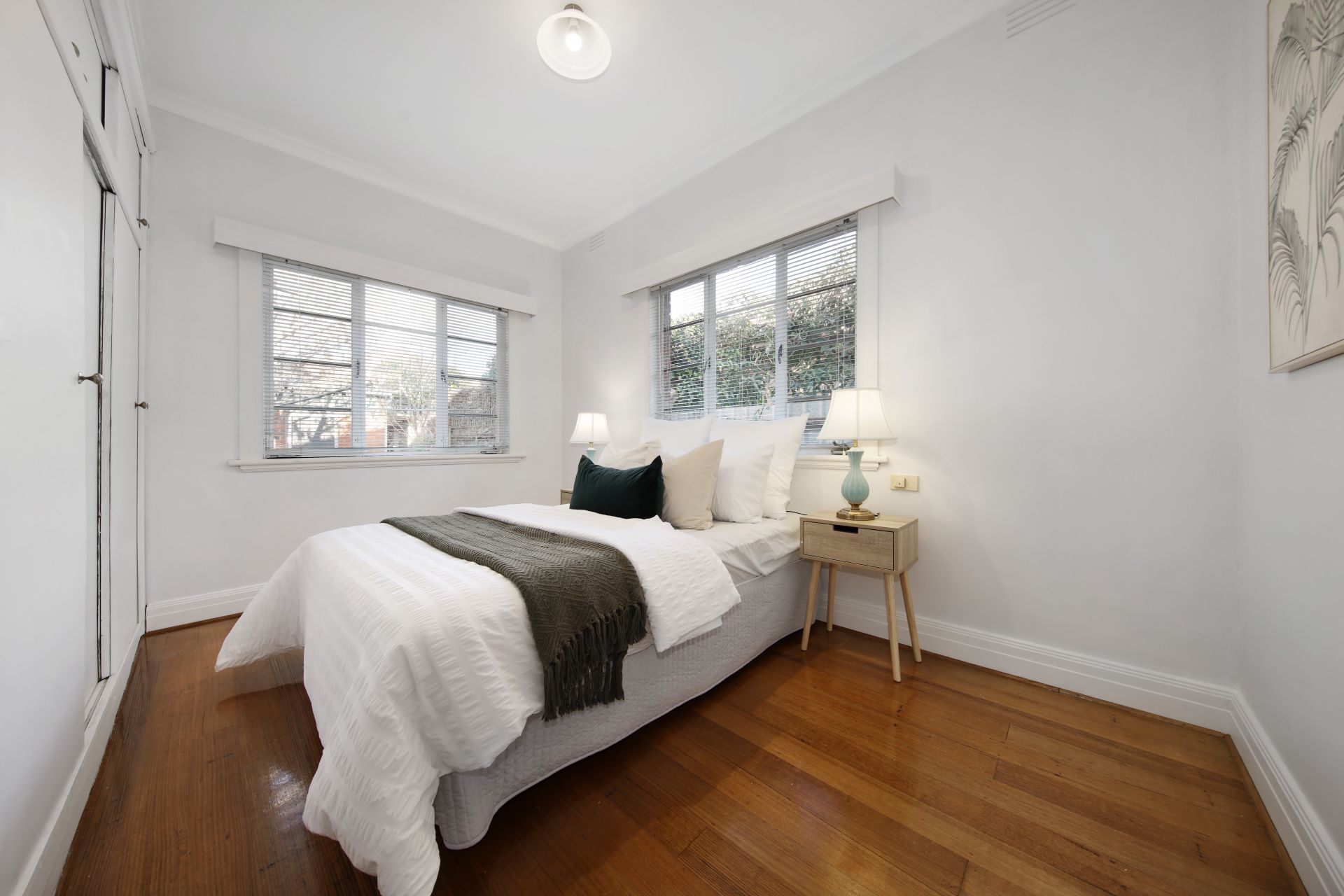 8 Young Street, Oakleigh OBrien Real Estate