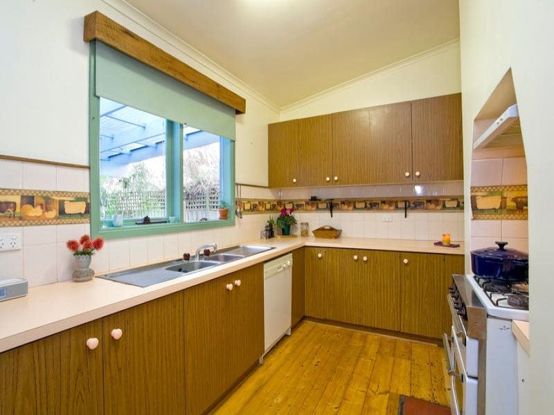 17 Marks Street COLAC VIC, Colac - Thumbnail 2