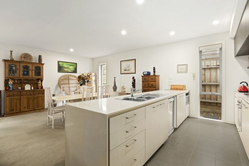24 Ormond Boulevard, Bundoora - Thumbnail 2