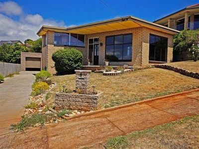 3
 
 
 
  
 
 
 1
 
 
 
  
 
 
 2
 
 
 
 
 
 
 
 4 Cromwell Crescent, DEVONPORT TAS 7310, Devonport - Thumbnail 2