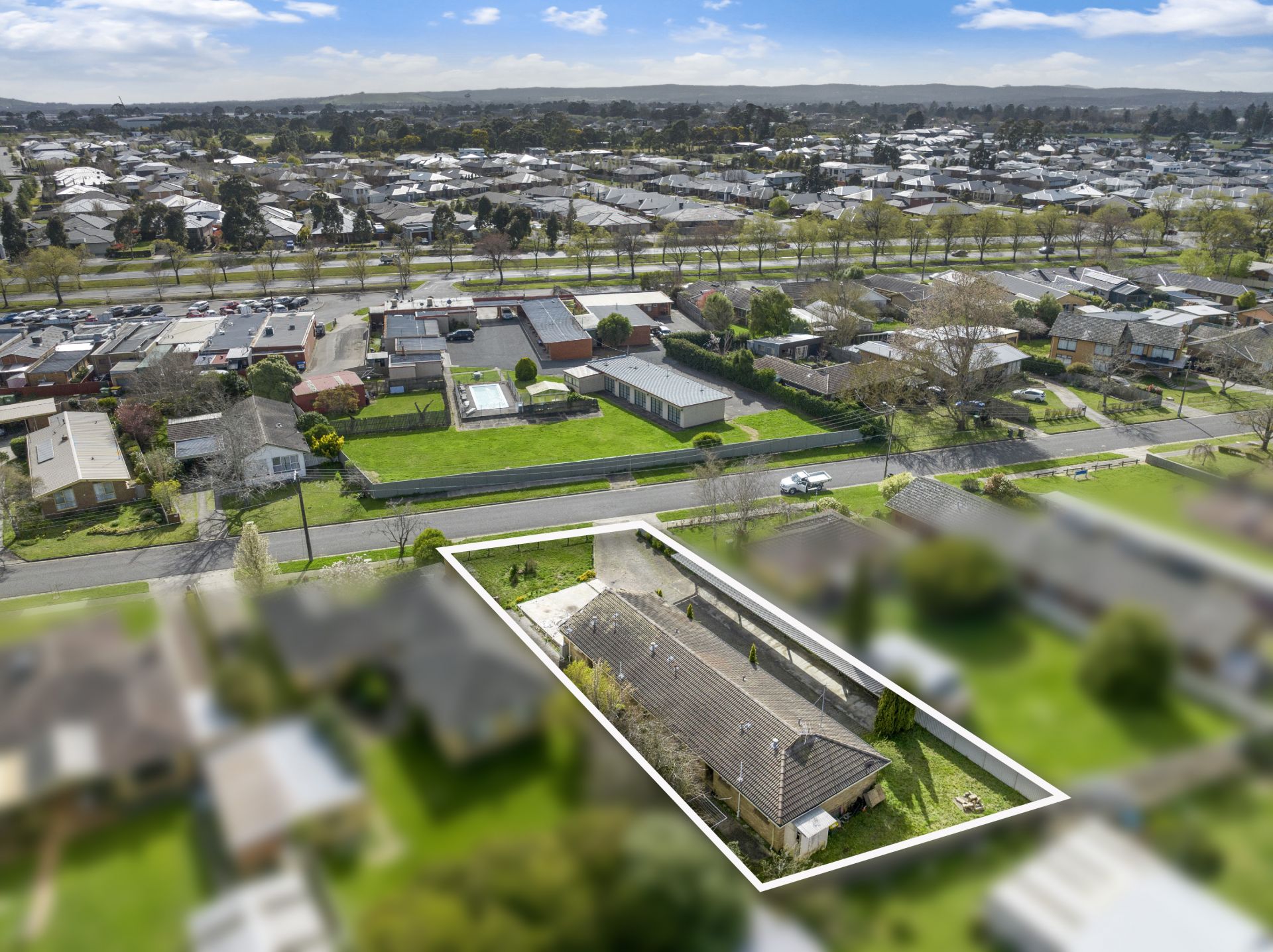 1-4/13 Almurta Street, Alfredton, Alfredton - Thumbnail 2