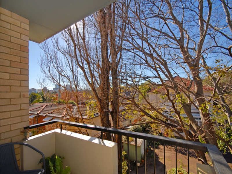 12/3 Milner Crescent WOLLSTONECRAFT NSW, Wollstonecraft - Thumbnail 5