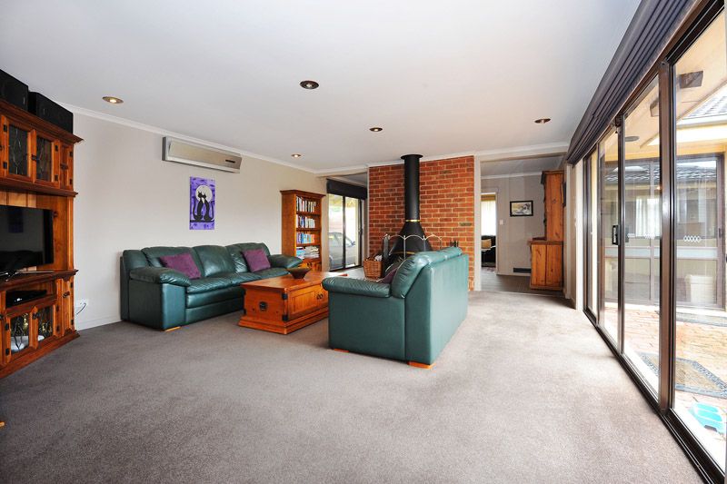 4 Chorley Avenue, Altona - Thumbnail 3