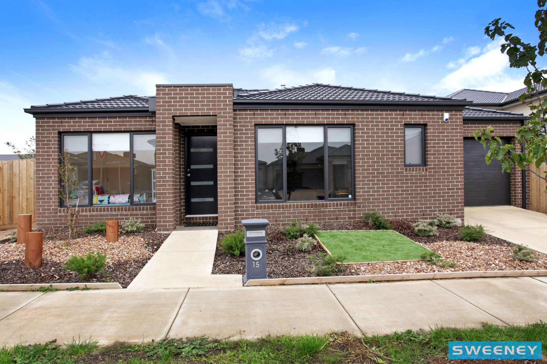 15 Kirkwood Avenue, Plumpton - Thumbnail 2