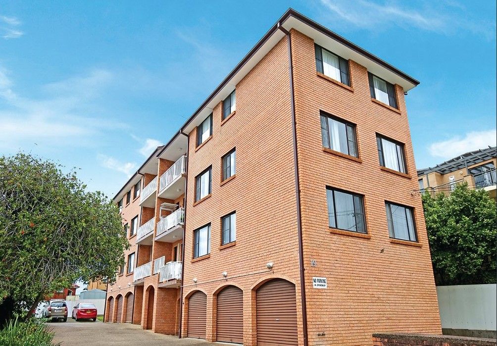 Real Estate For Lease 2/19 Bligh Street Wollongong , NSW