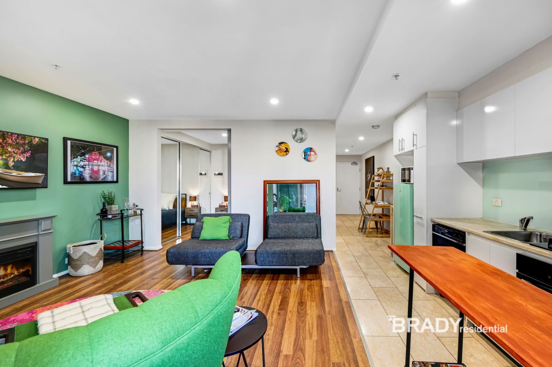1408/8 Downie Street Melbourne VIC, Melbourne - Thumbnail 2