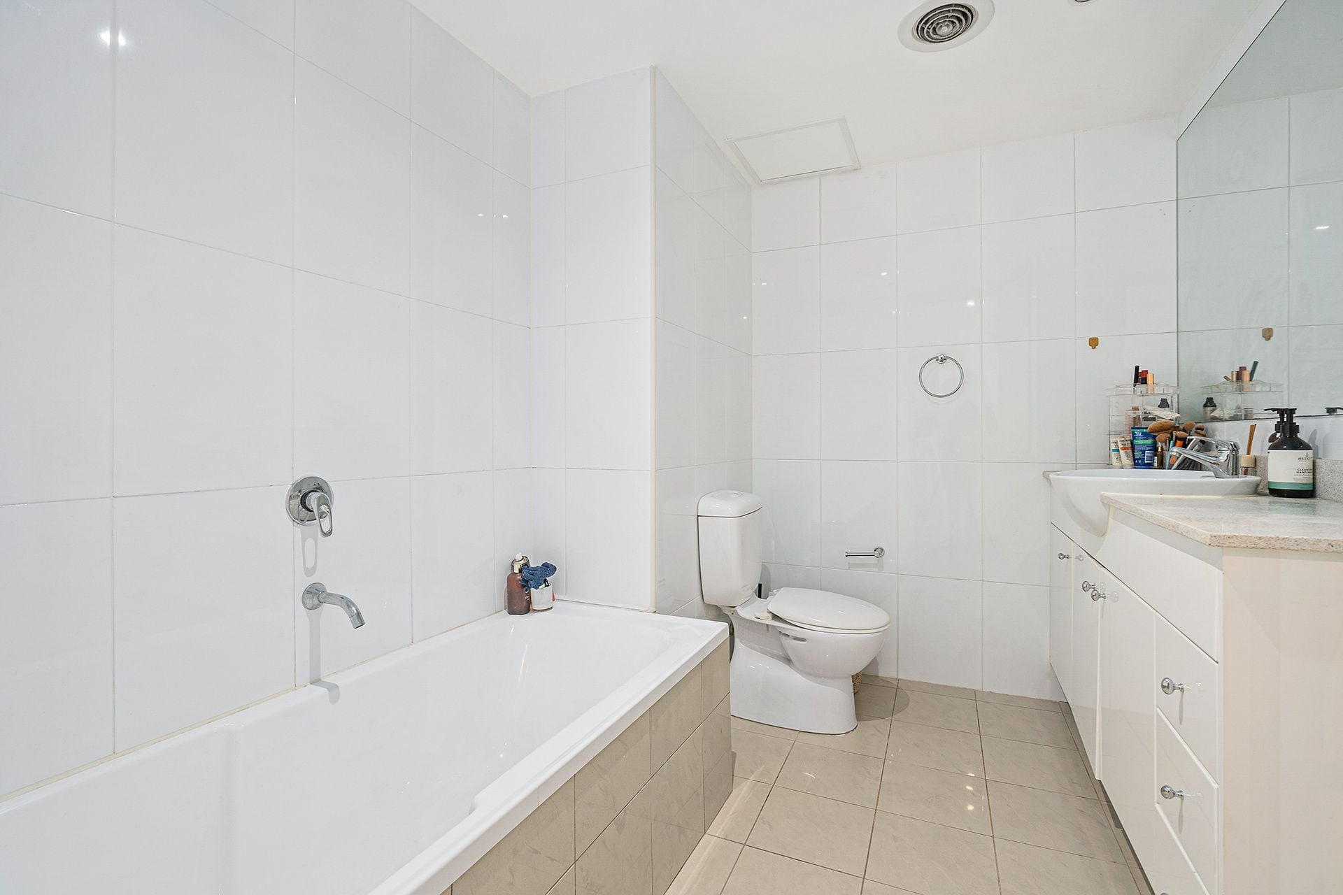 940/2-4 Lachlan Street Waterloo NSW, Waterloo - Thumbnail 7