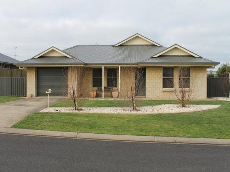 8 Lakewood Avenue MOUNT GAMBIER SA, Mount Gambier - Thumbnail 3