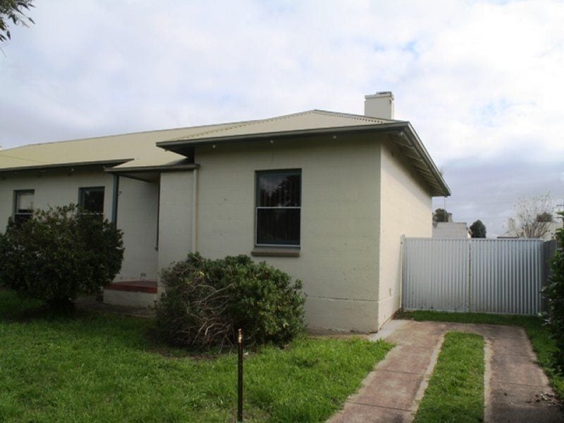 26 Ingleby Street MOUNT GAMBIER SA, Mount Gambier - Thumbnail 3