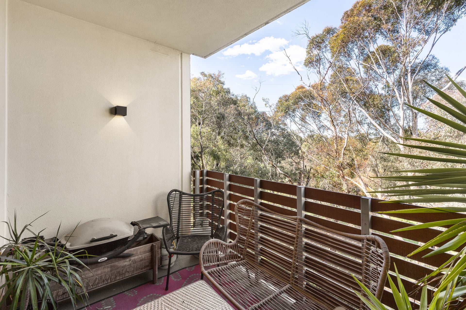 Parkside Serenity, Conveniently Positioned