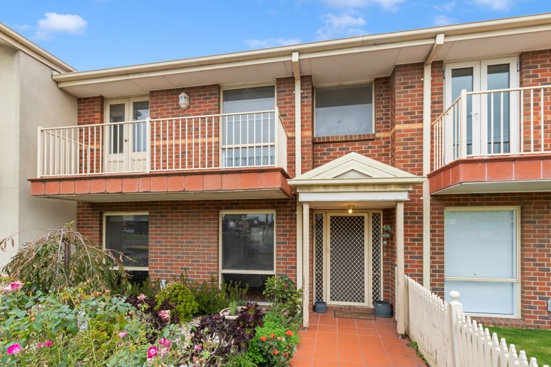 10/119-125 Mahoneys Road, Reservoir