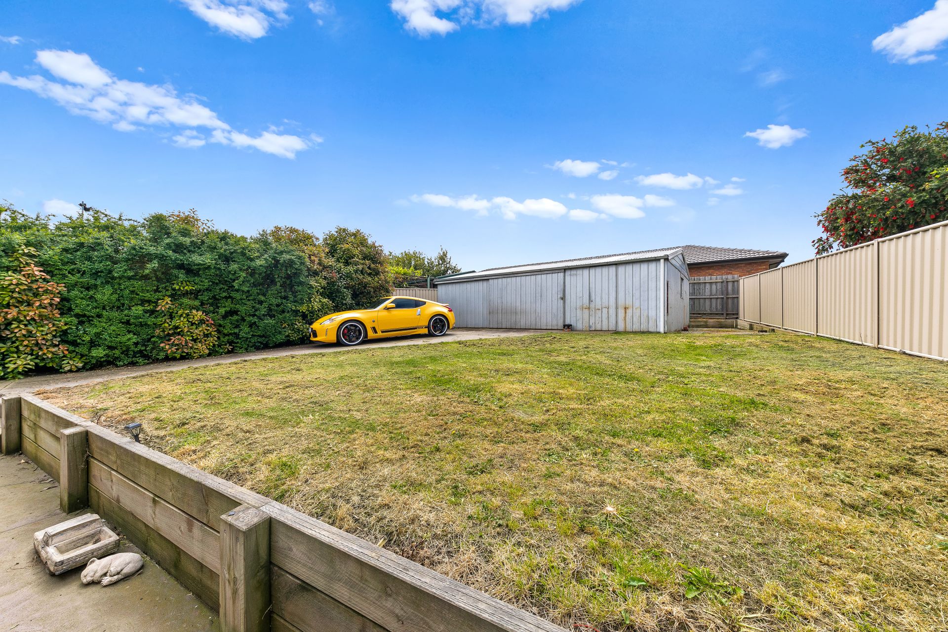 100 Fleetwood Drive, Narre Warren OBrien Real Estate