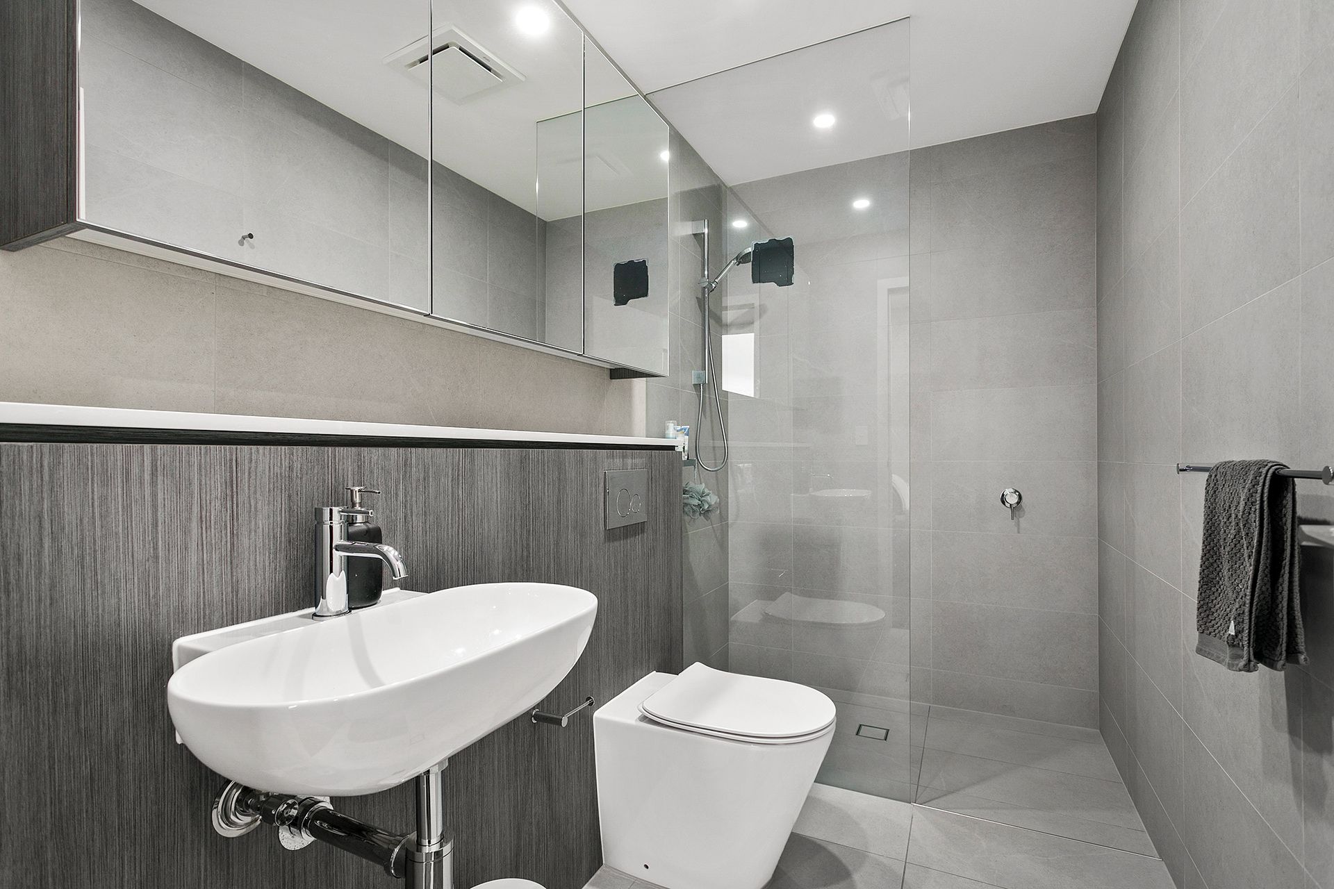 205/11 Garrigarrang Avenue Kogarah NSW, Kogarah - Thumbnail 4